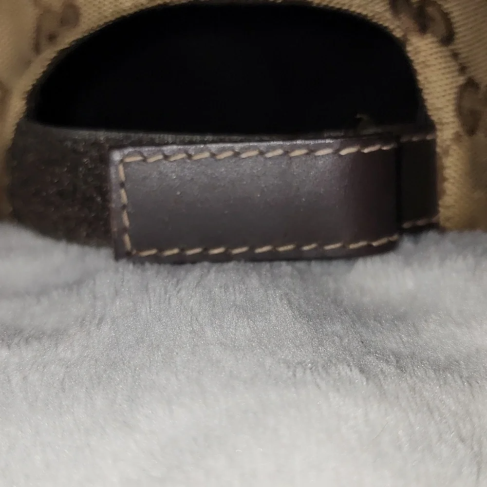 GUCCI - Picture 4 of 10